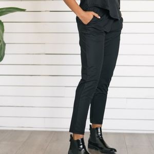 Zyia everywhere joggers